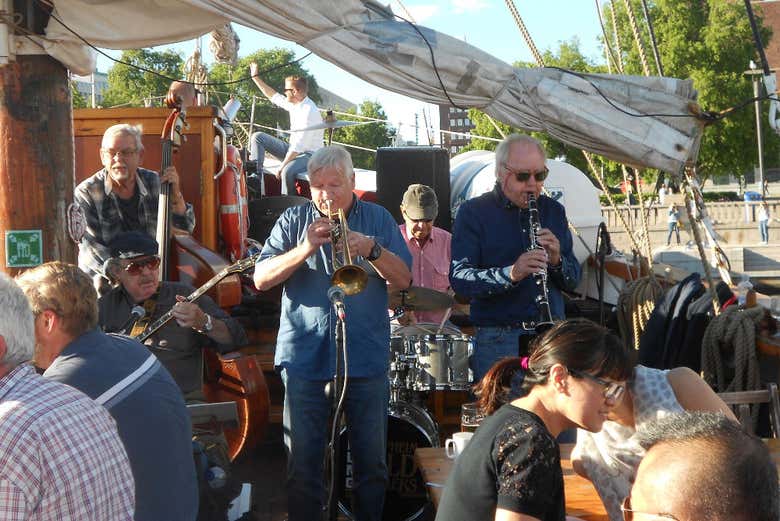 Musicisti sul veliero